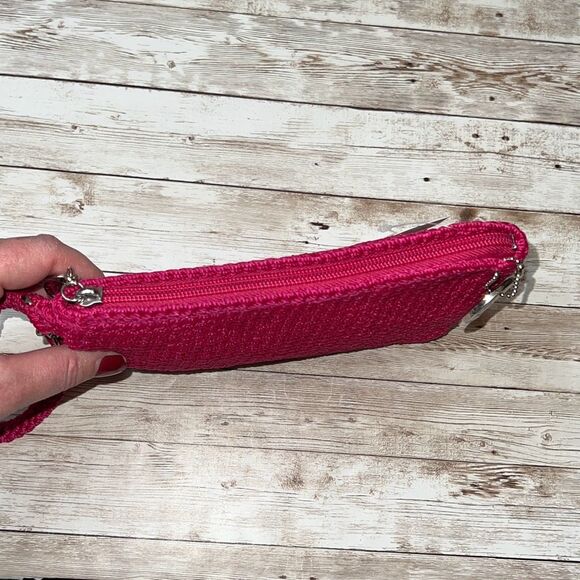 NWT THE SAK Crochet Craze Whatever Pinkberry Wristlet Silver Tone Hardware - Picture 12 of 14